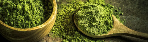 Wat is Matcha? Alles wat je moet weten over deze groene krachtpatser!